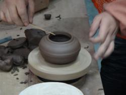 ＜上海発＞磁都の宜興で茶器作り体験ツアー(日帰り)
