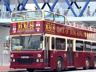 香港発・オープントップバスと女人街
