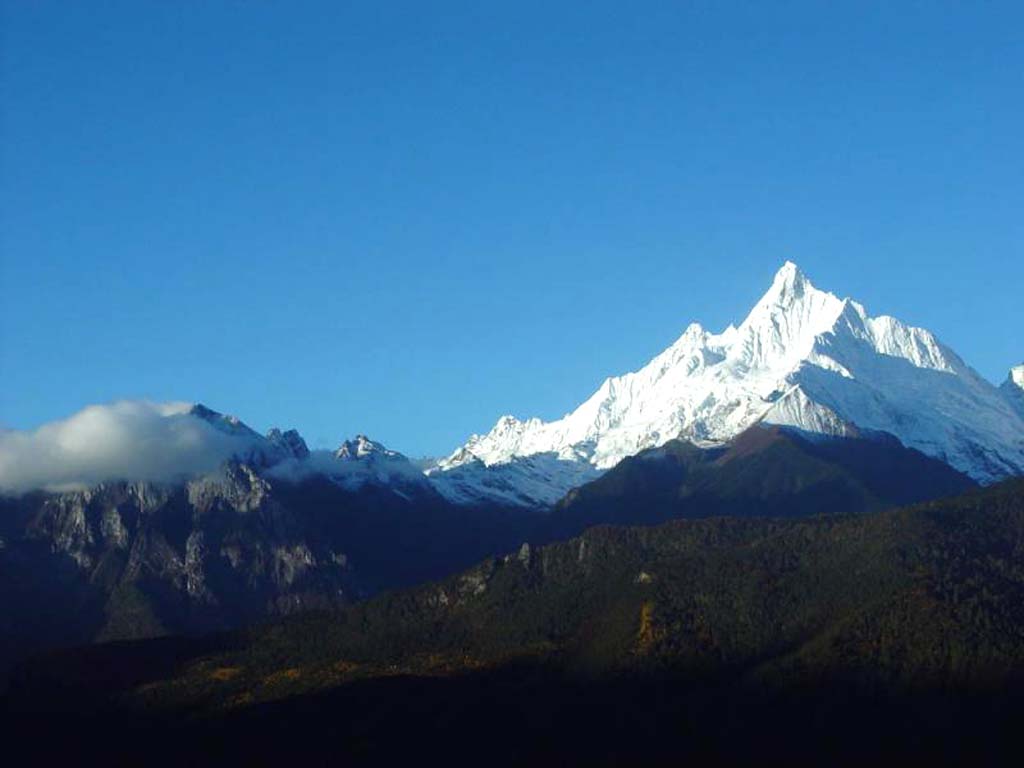 世界遺産「三江並流」とシャングリラの聖山・梅里雪山トレッキング